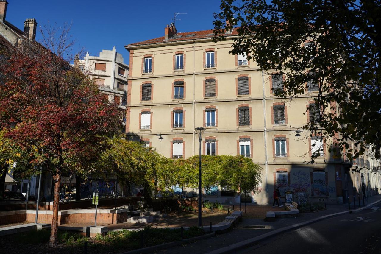 Studio Plein Centre, Calme, Parking Inclus, Piscine Et Gardien Гренобъл Екстериор снимка