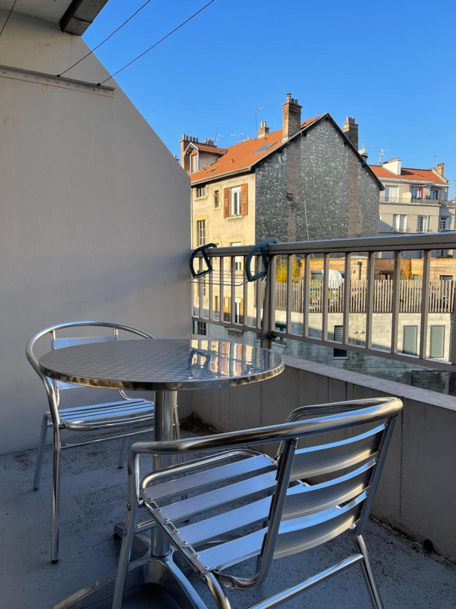 Studio Plein Centre, Calme, Parking Inclus, Piscine Et Gardien Гренобъл Екстериор снимка